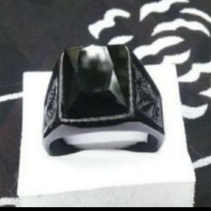 Onyx Ring